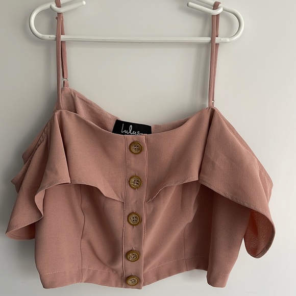 Lulu’s Crop Top - Picture 3 of 11